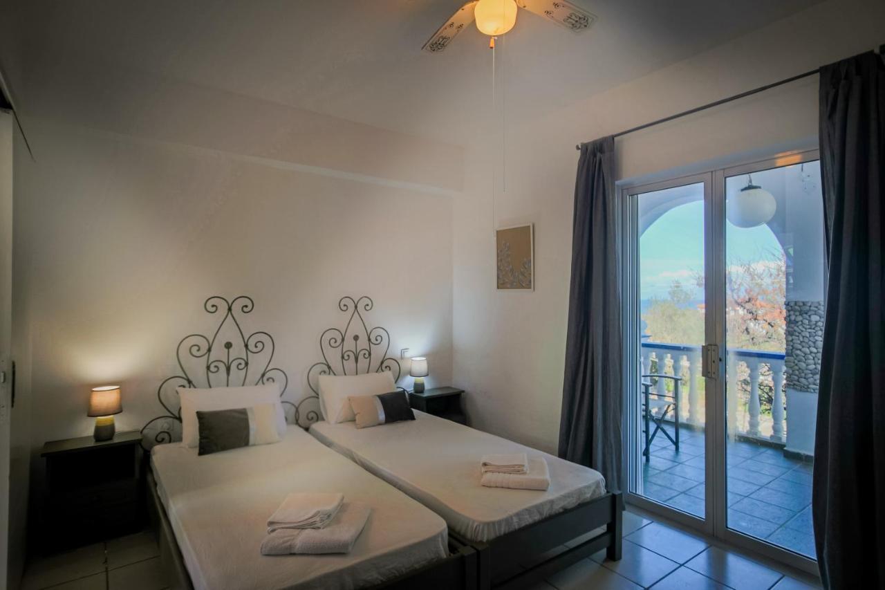 Aparthotel Velendzas Holidays